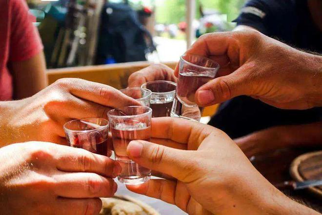 【中南獨(dú)家】今年雙節(jié)長(zhǎng)沙酒水市場(chǎng)“酒量”還好嗎?