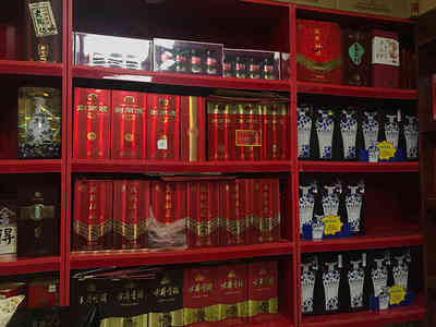 老酒學員張娟:不斷挑戰自己,源于對酒的執著_酒水加盟網